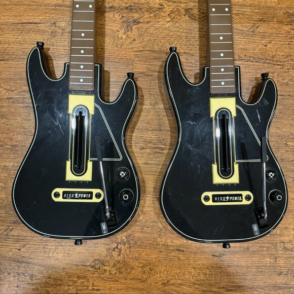 Guitar Hero Wireless Controllers Lot of 2 No Straps and Dongles Untested 0000654 - Picture 5 of 9